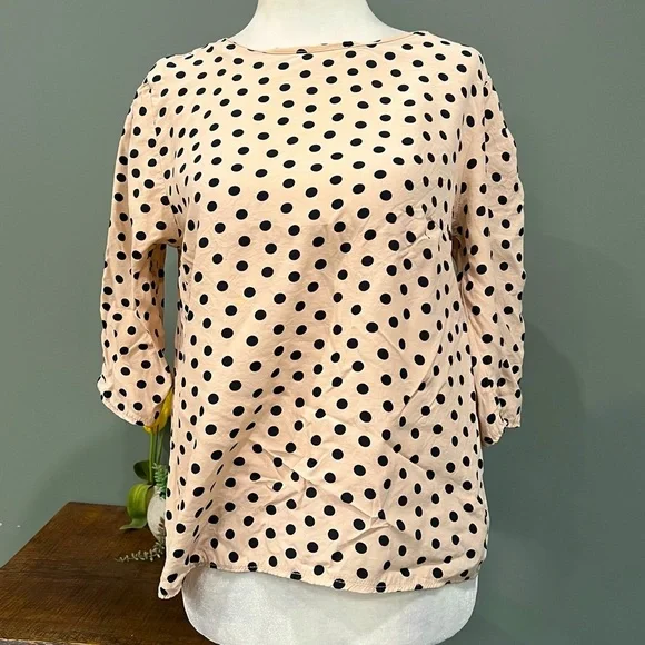 Atmosphere Top - Picture 2 of 12